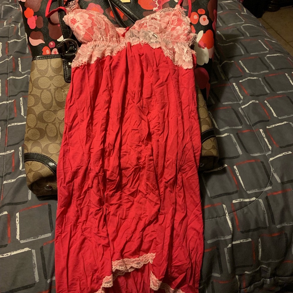 Nighty brand new Victoria secret size medium